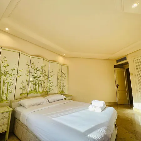 La Alzambra Banus Apartment Marbella