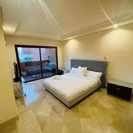Apartment La Alzambra Banus Marbella